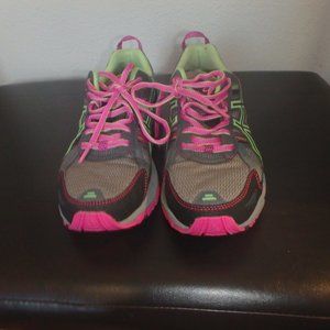 ASICS TENNIS SHOES GRAY & PINK SIZE 8